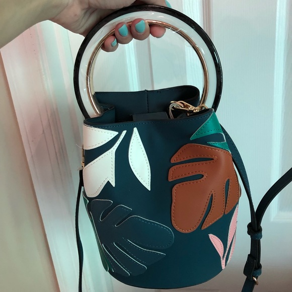 Purse - Picture 4 of 6